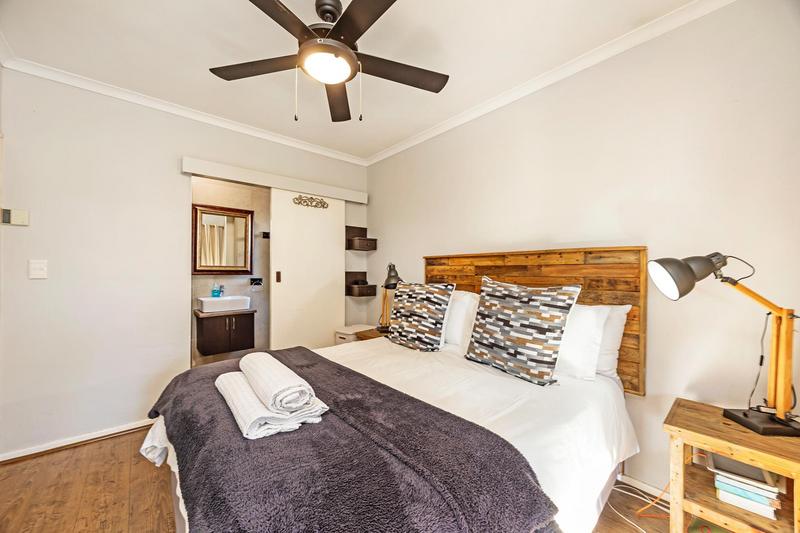 3 Bedroom Property for Sale in Sonstraal Heights Western Cape